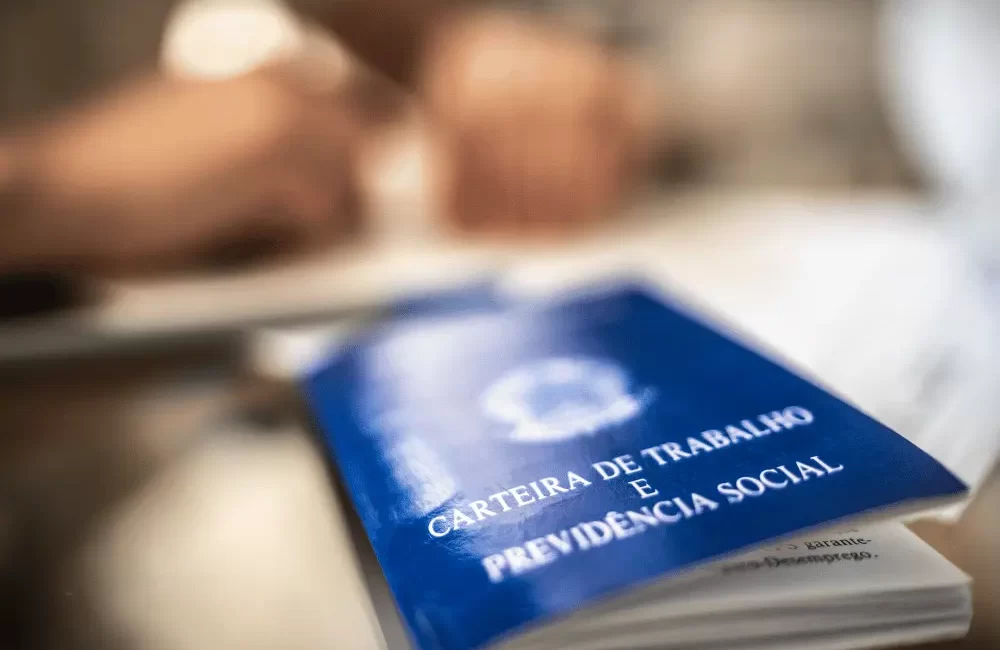 Trabalhei sem carteira assinada: quais direitos posso ter?
